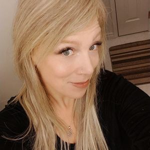 Meet your Posher, Marissa